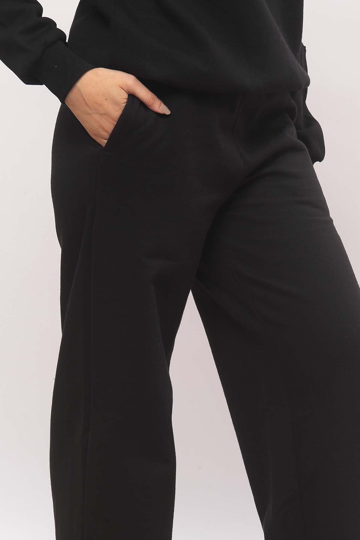 Black Wide Leg Jogger