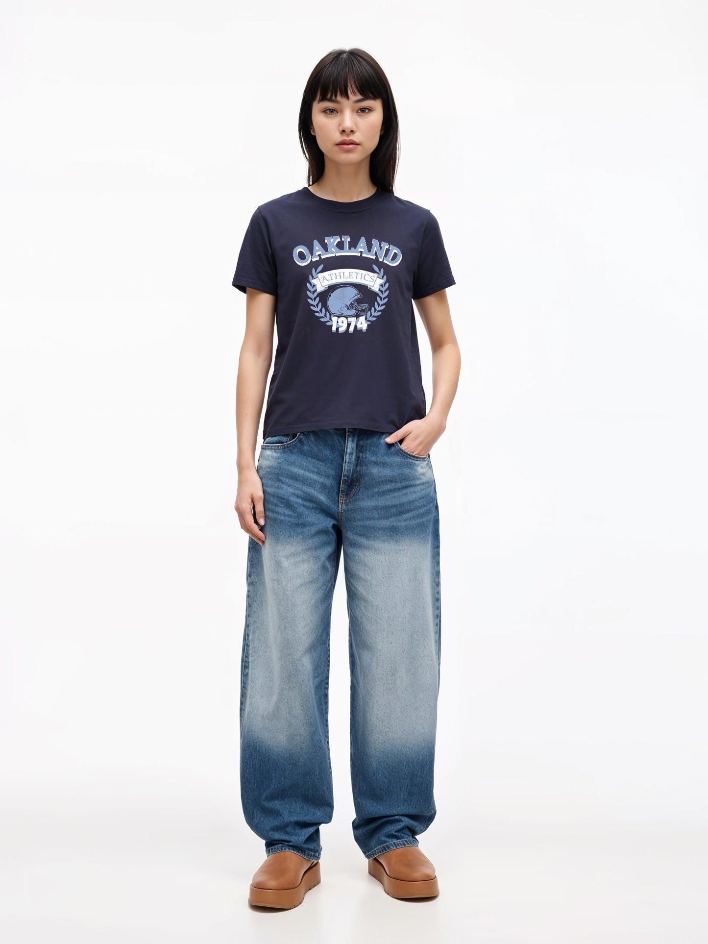 Oakland T-Shirt- Navy blue Regular Fit T-Shirt