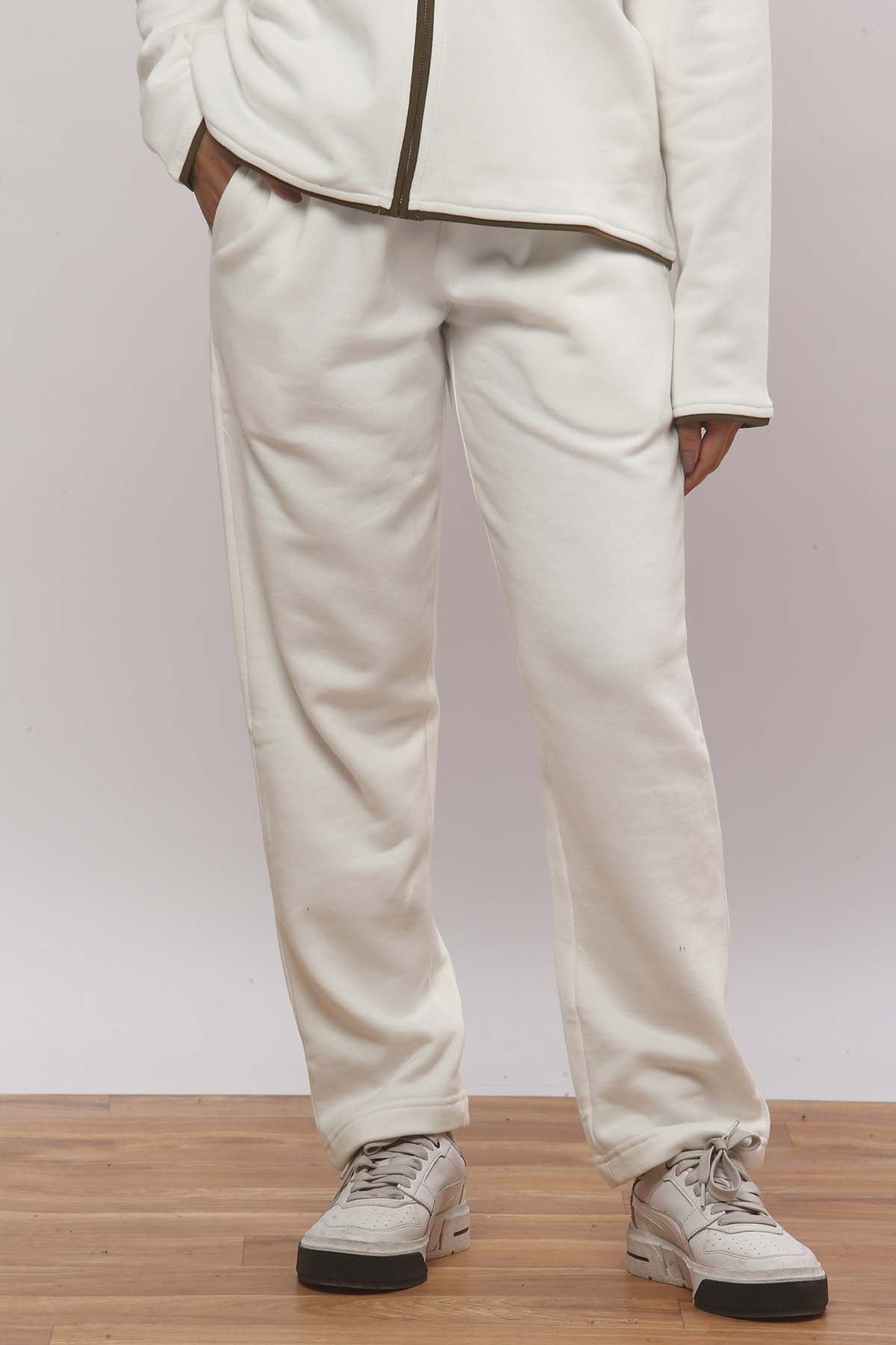 Off-White Straight Fit Jogger