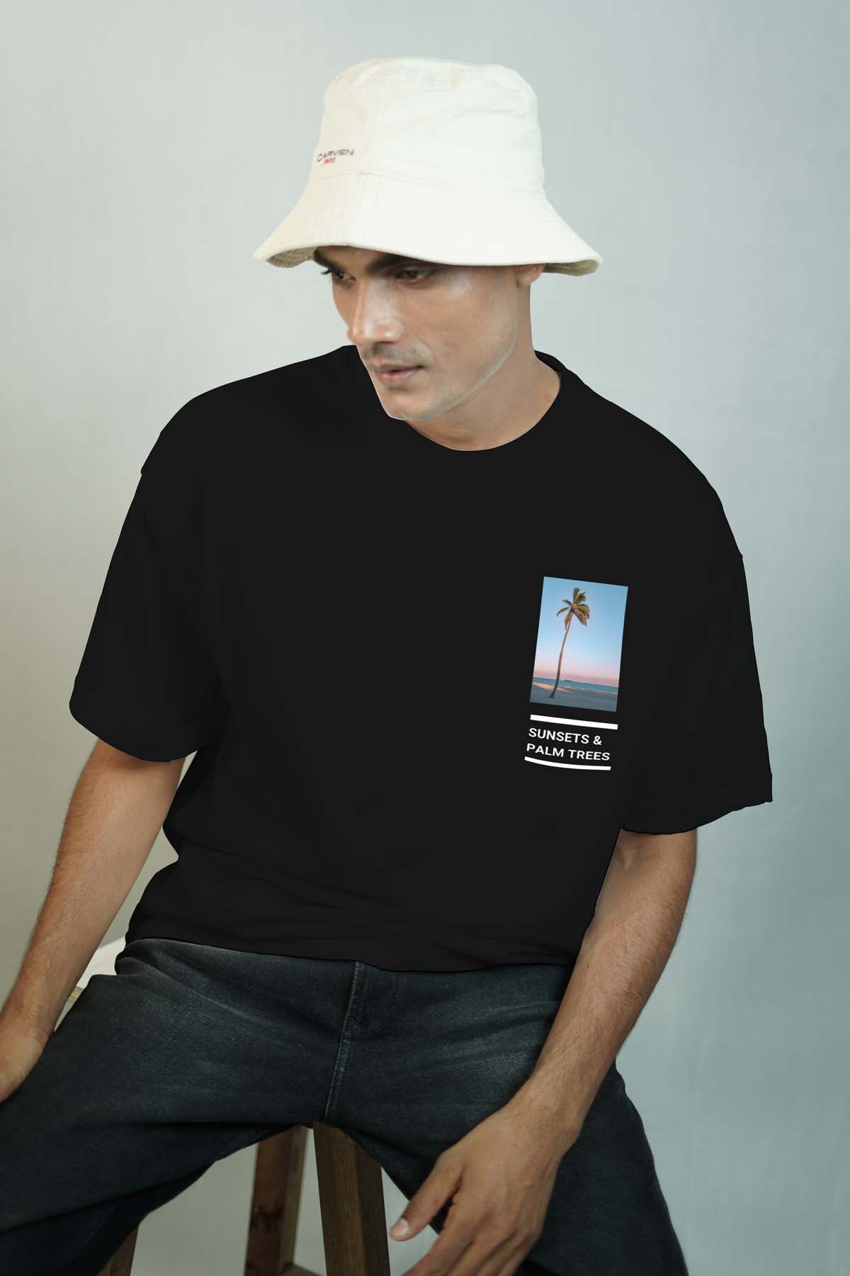 Sunset & Palm Trees Oversized T-shirt-black